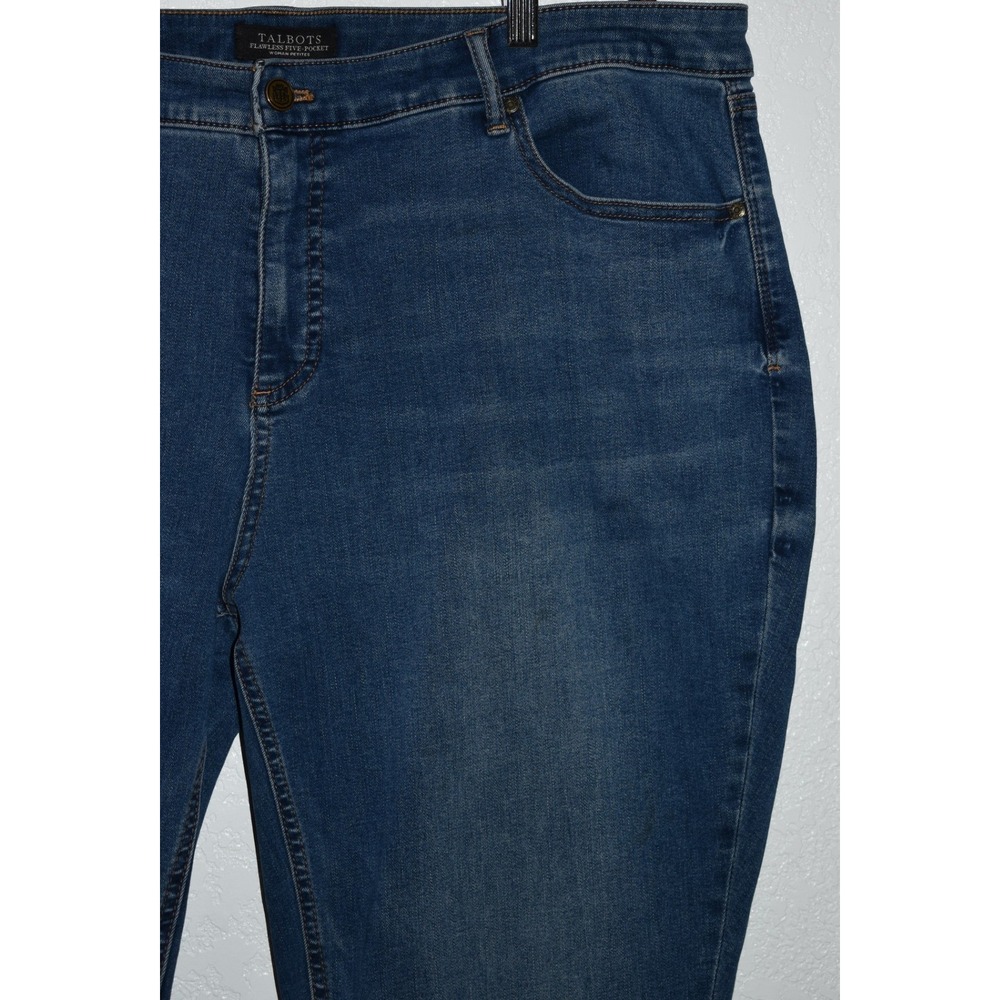 Talbots 22WP Flawless Five-Pocket Straight Leg Jeans Comfy Stretch Blue 5-Pkt - Picture 9 of 16